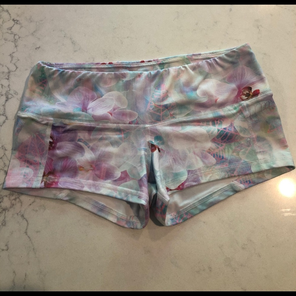 Fleo Low Rise Contour Short